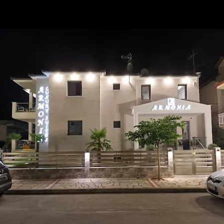 Armonia Luxury Suites Nea Vrasna Exterior photo